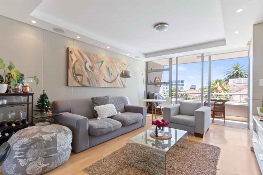2 Bedroom Property for Sale in Sea Point Western Cape